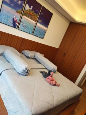 gold coast pik BEACH ROOM 1br netflix wifi sofa bed